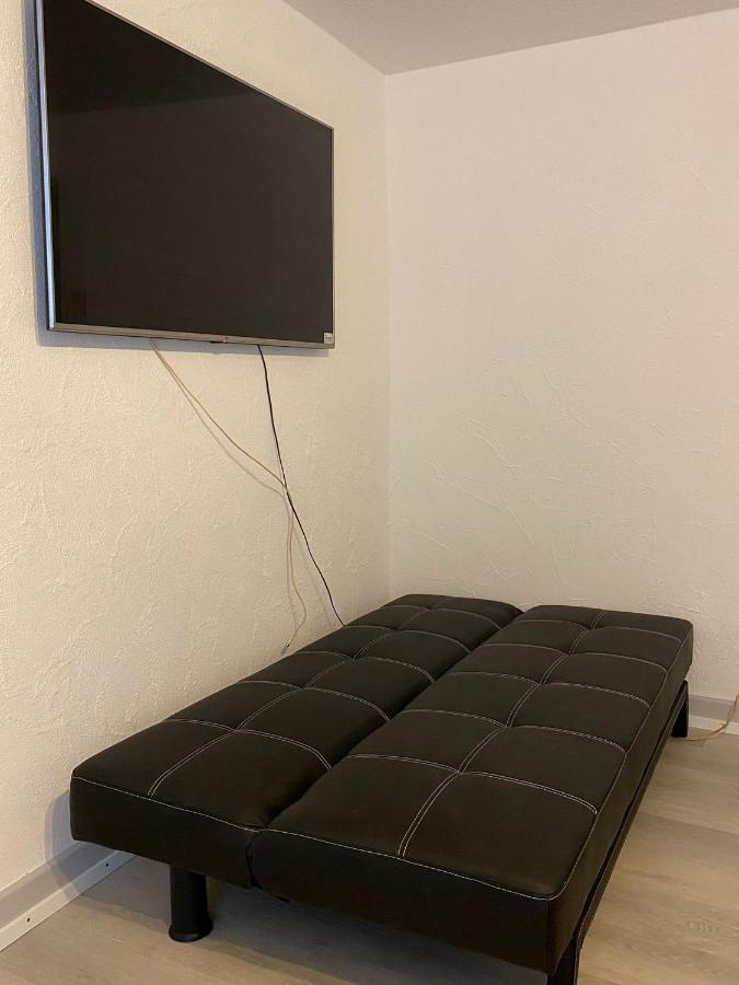 Private Studio Apartment In 布雷姆加滕 外观 照片